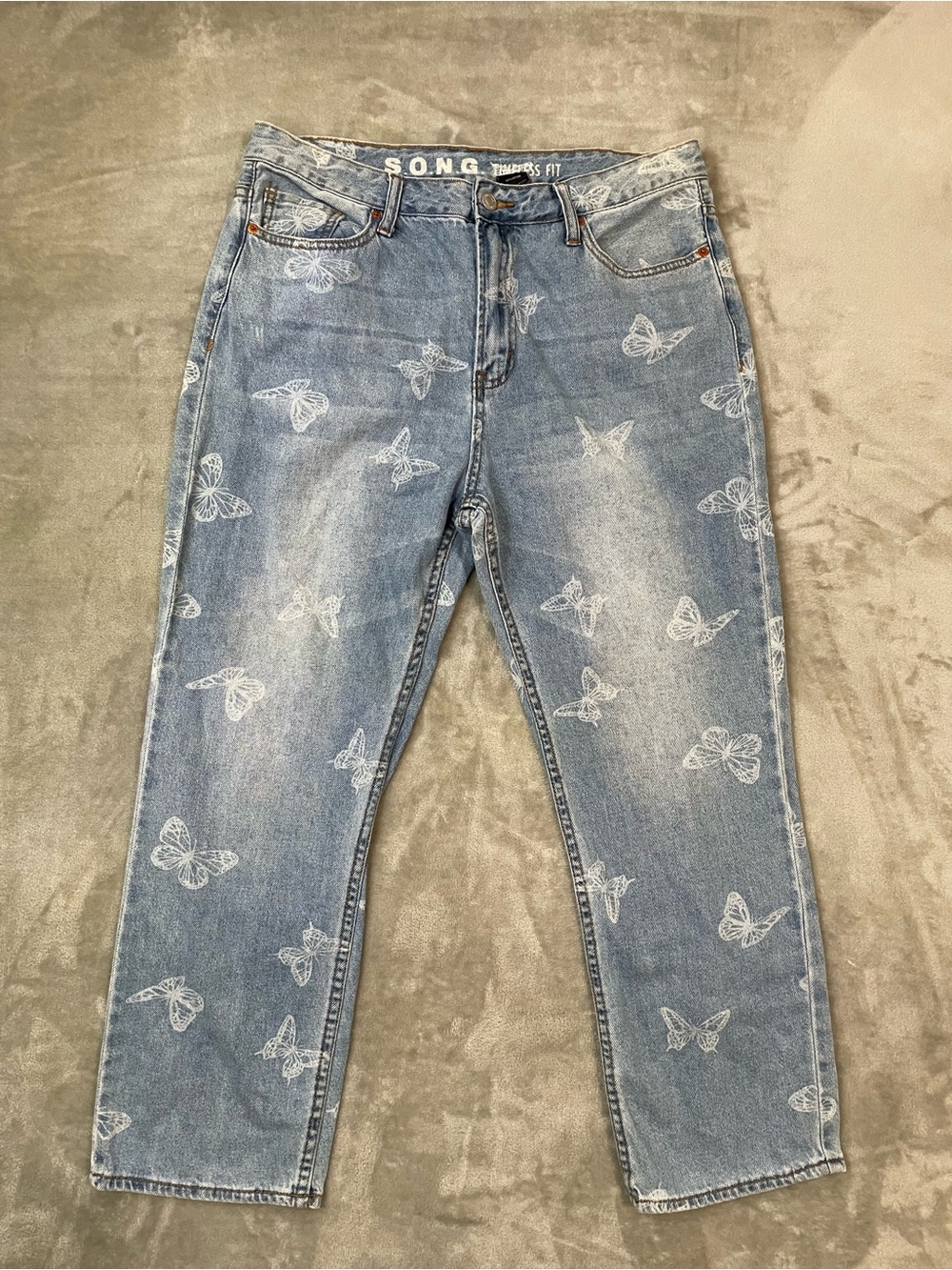 S.O.N.G. Timeless Fit Butterfly Print High Rise Jeans Light Wash 13/31